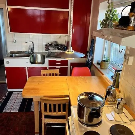 Sjarmerende Hus Med Orkesterplass Til Hav Og Fjell Hébergement de vacances