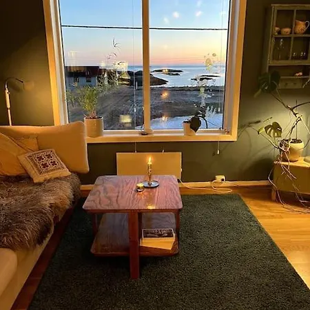 Sjarmerende Hus Med Orkesterplass Til Hav Og Fjell