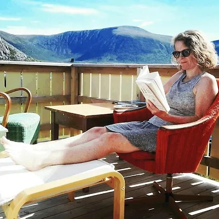 Sjarmerende Hus Med Orkesterplass Til Hav Og Fjell *