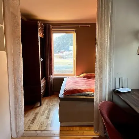 Sjarmerende Hus Med Orkesterplass Til Hav Og Fjell 別荘